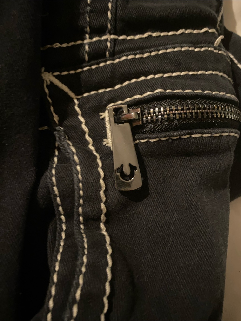 True Religion Becca Low Rise Big T Cargo Bootcut Pants size 29 - Picture 8 of 11